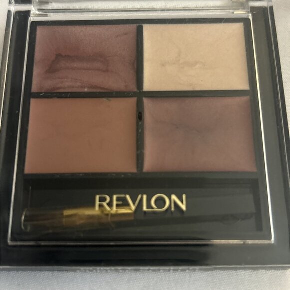 NEW REVLON LIP QUAD ( WINTER ROSE ) NEW AND SEALED FULL SIZE. - Picture 1 of 7
